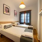 Apartament Sant Lluis Center, 2 Min Walk From The Sea Lloret de Mar