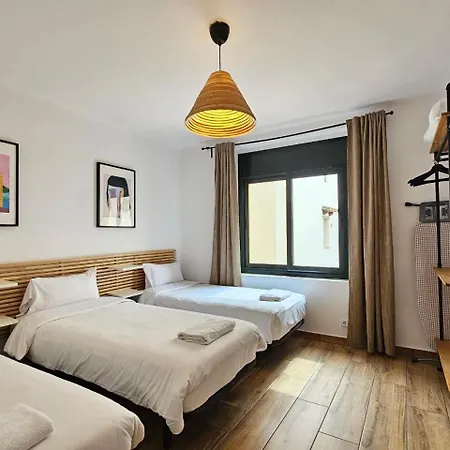 Sant Lluis Center, 2 Min Walk From The Sea Apartament Lloret de Mar