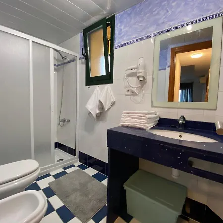 Apartamento Sant Lluis Center, 2 Min Walk From The Sea