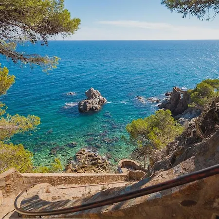 Apartamento Sant Lluis Center, 2 Min Walk From The Sea