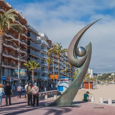 Appartement Sant Lluis Center, 2 Min Walk From The Sea *