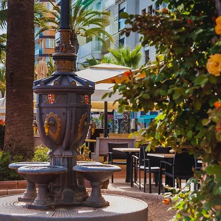 Sant Lluis Center, 2 Min Walk From The Sea Апартаменты *