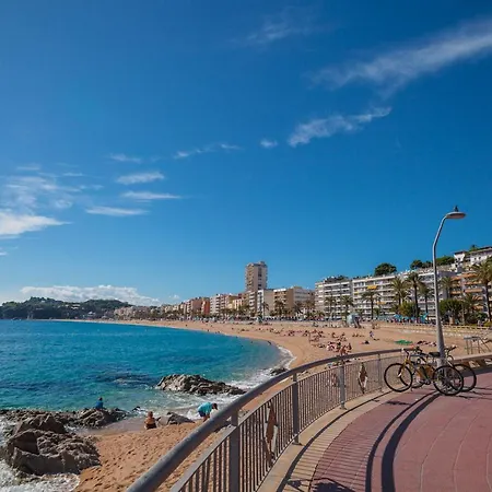 Sant Lluis Center, 2 Min Walk From The Sea Льорет-де-Мар