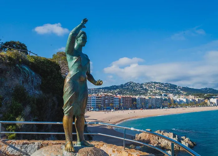 Sant Lluis Center, 2 Min Walk From The Sea Апартаменты Льорет-де-Мар