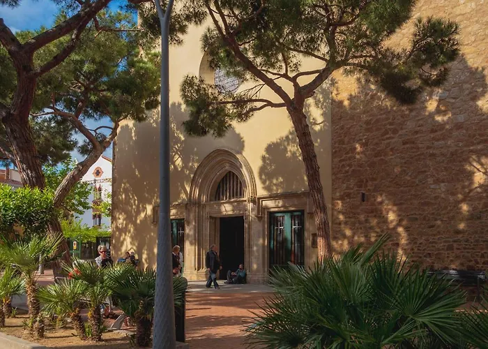 Sant Lluis Center, 2 Min Walk From The Sea * Льорет-де-Мар